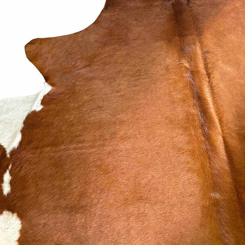 Tapete Bovino Natural Vermelho e Branco I VB066